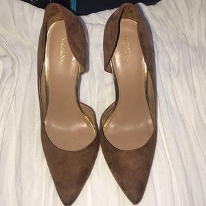 Size 11 Merona spike heel-camel color
